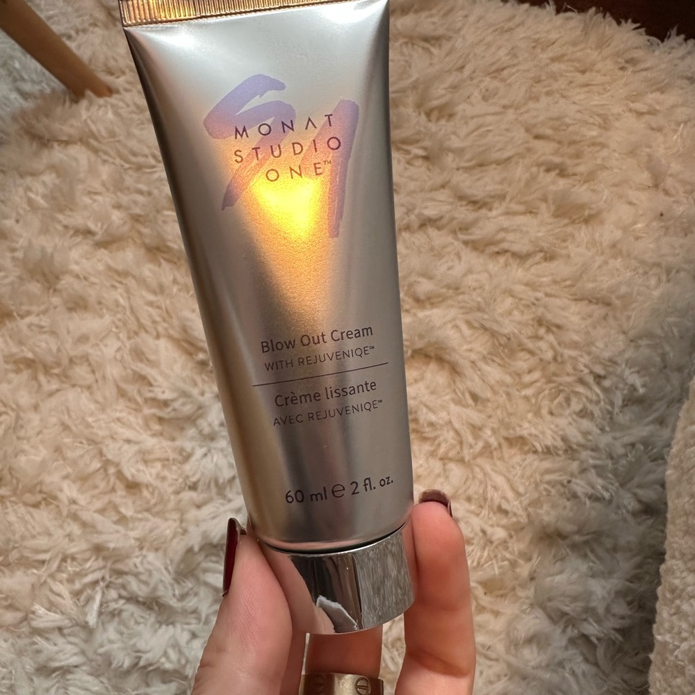 Monat Studio One Blow Out Cream